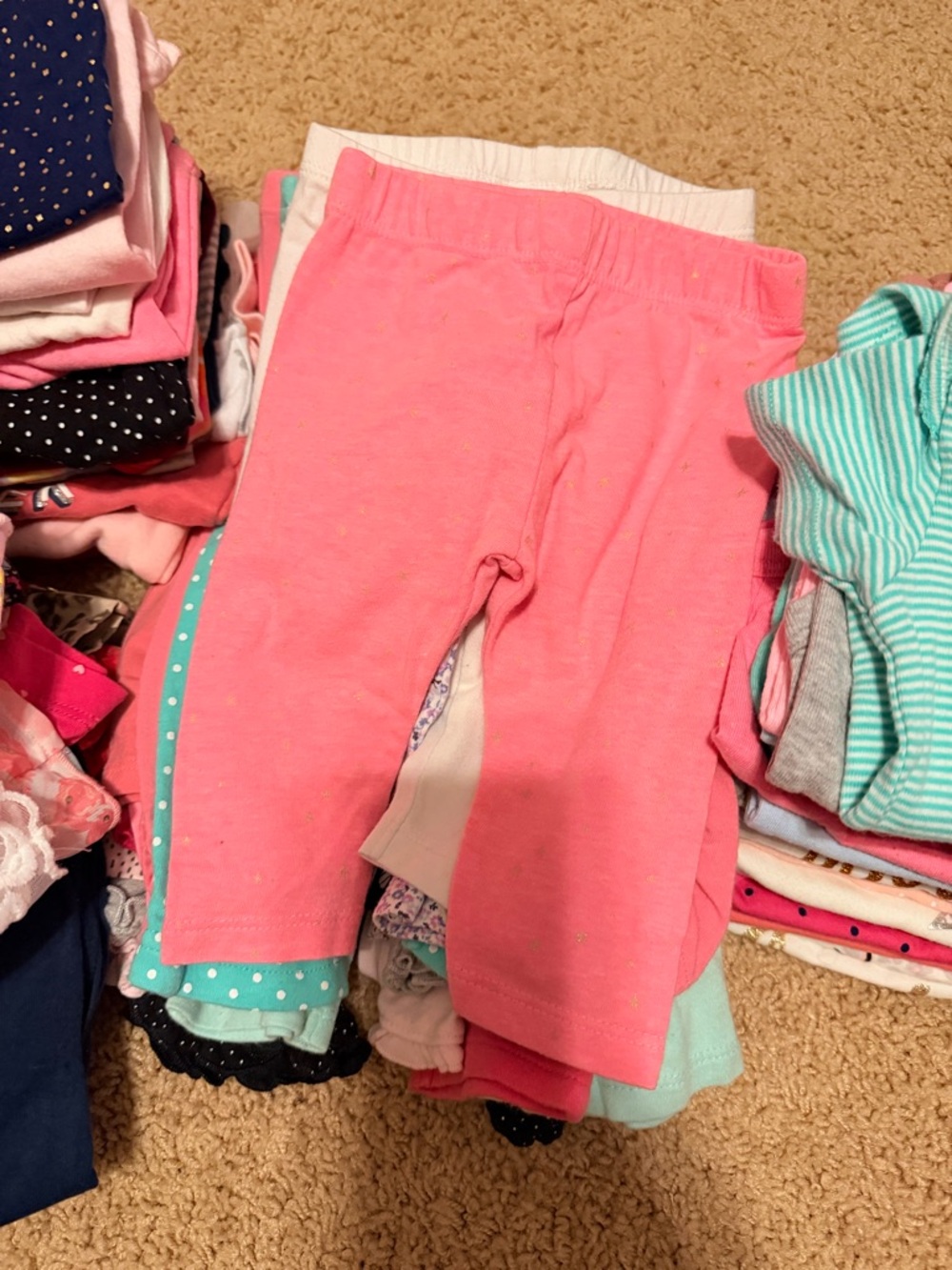 Random Baby Clothes 0-9m - Picture 7 of 7